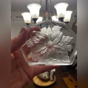 Vintage 1999 Cristal D'Arque Lead Crystal Paper Weight Poinsettia Design France